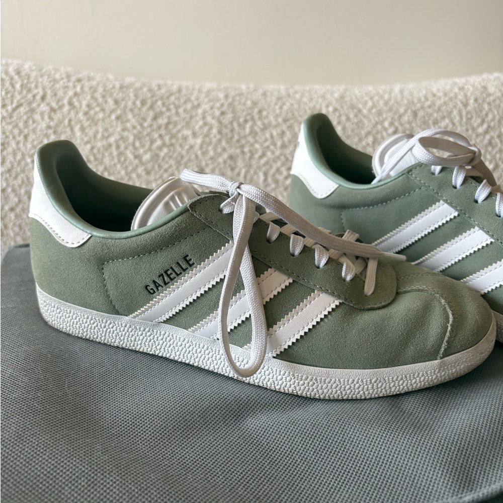 Sage Green Adidas Gazelles (Size 7, Seude)